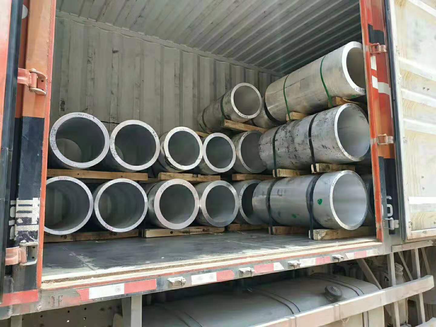 �x���X�Ͻ��